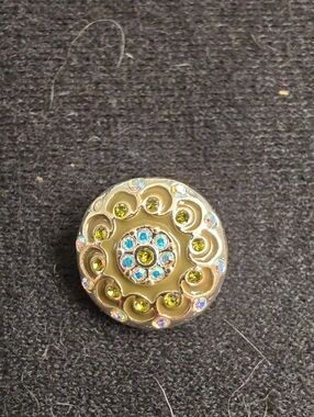 STYLE DOTS Original Silver-Tone Crystal Floral & Olive Snap  - Women Jewelry